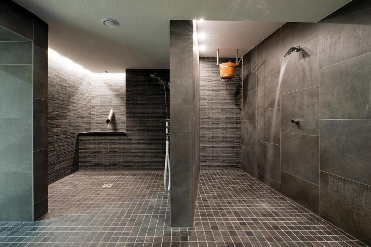 A-Rosa Ifen Hotel Kleinwalsertal Hirschegg  Luaran gambar A shower