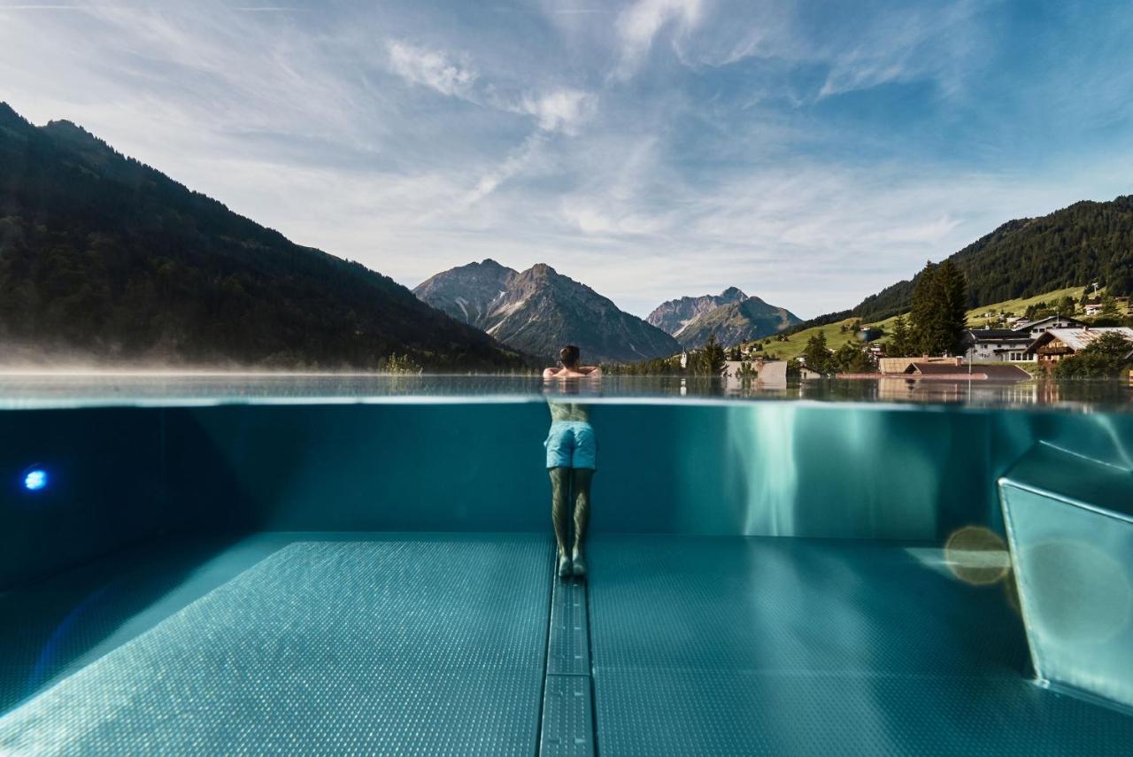 A-Rosa Ifen Hotel Kleinwalsertal Hirschegg  Luaran gambar The Sky Pool